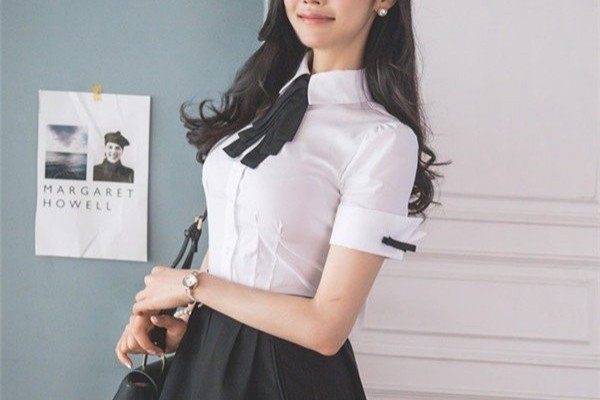 Well, just wait for a while from today, and I'll go to the town for a while to see if I can recruit more people. Li Xiabing said to the mayor.